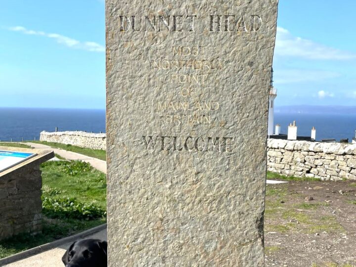 Ihr Ziel ist Dunnet Head (der nördlichste Punkt von Britannien)...